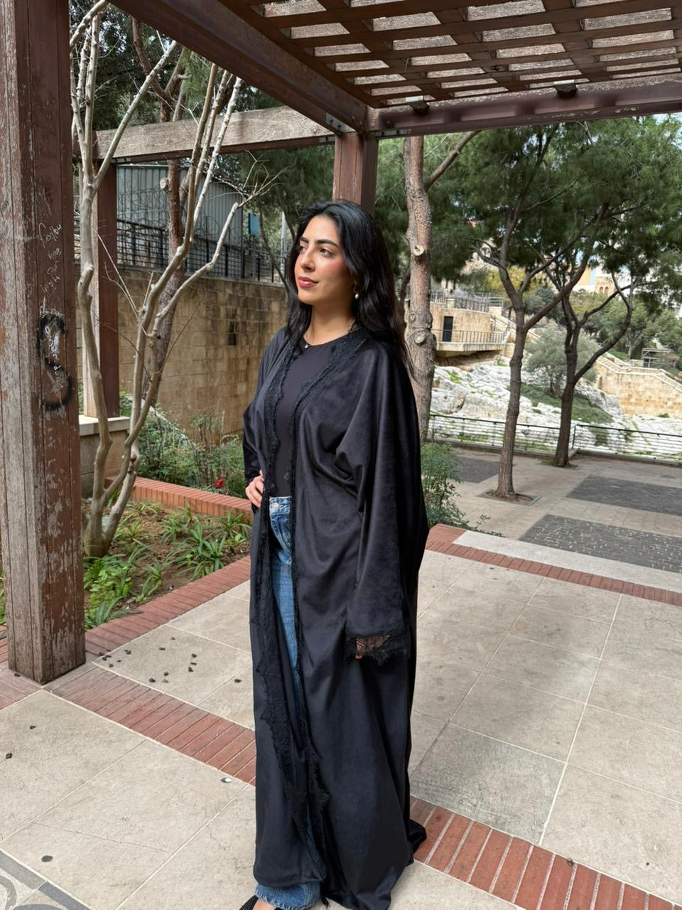 Zahra Noir Abaya