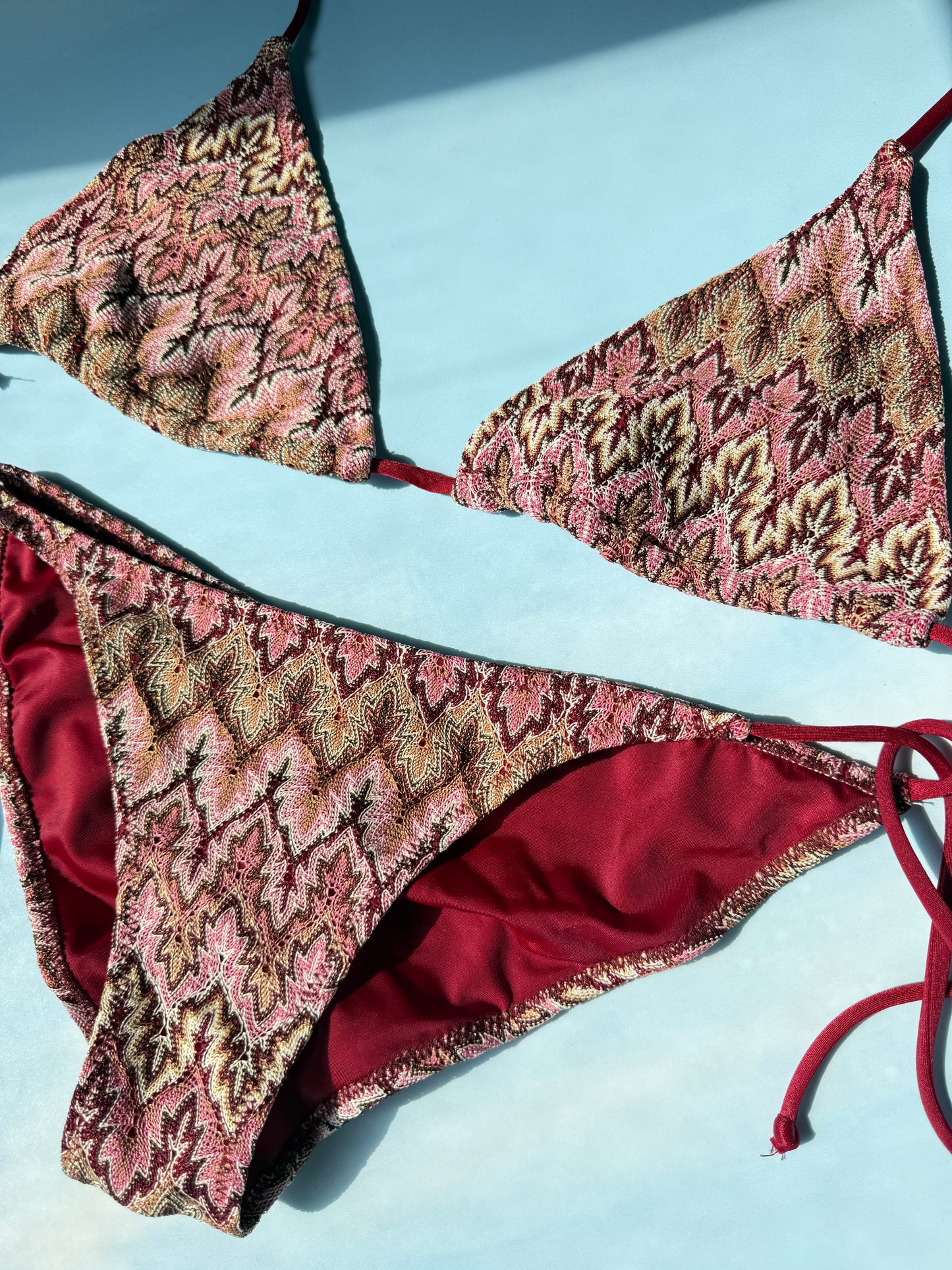 Hibiscus Berry Bikini Top