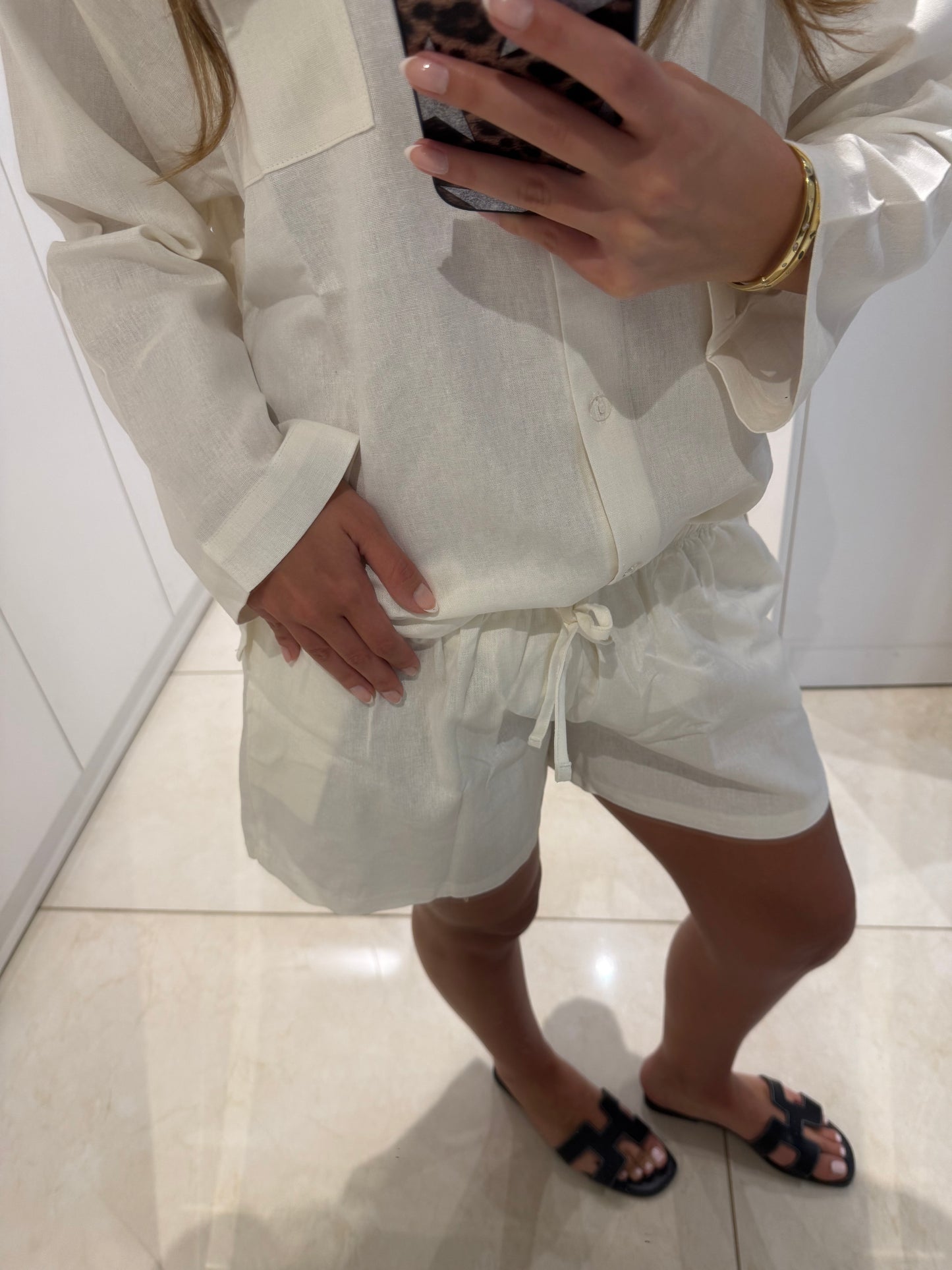Signature White Linen Shorts