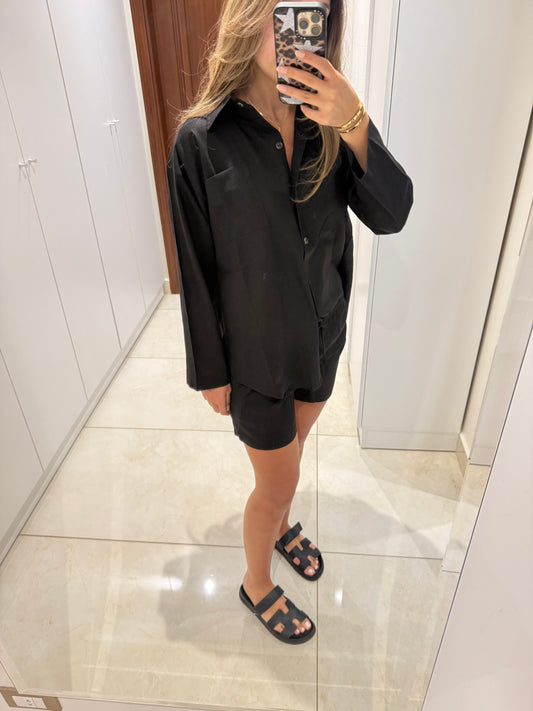 Signature Black Linen Shorts