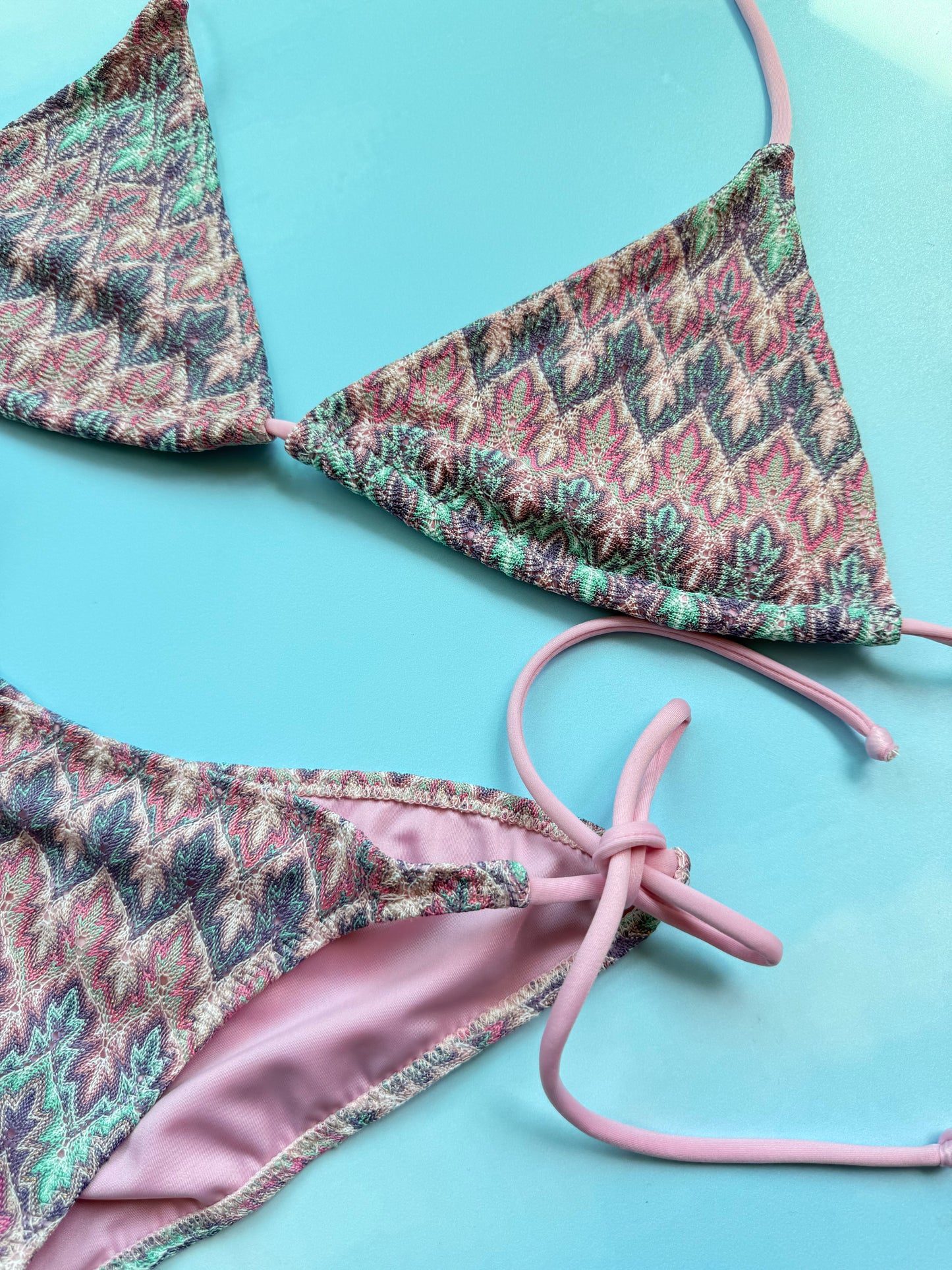 Palm Kiss Bikini Top