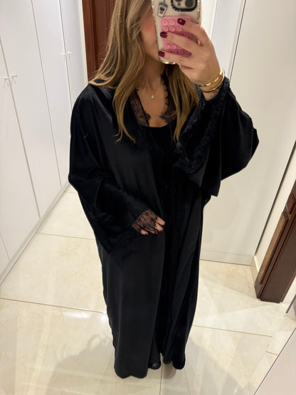 Zahra Noir Abaya