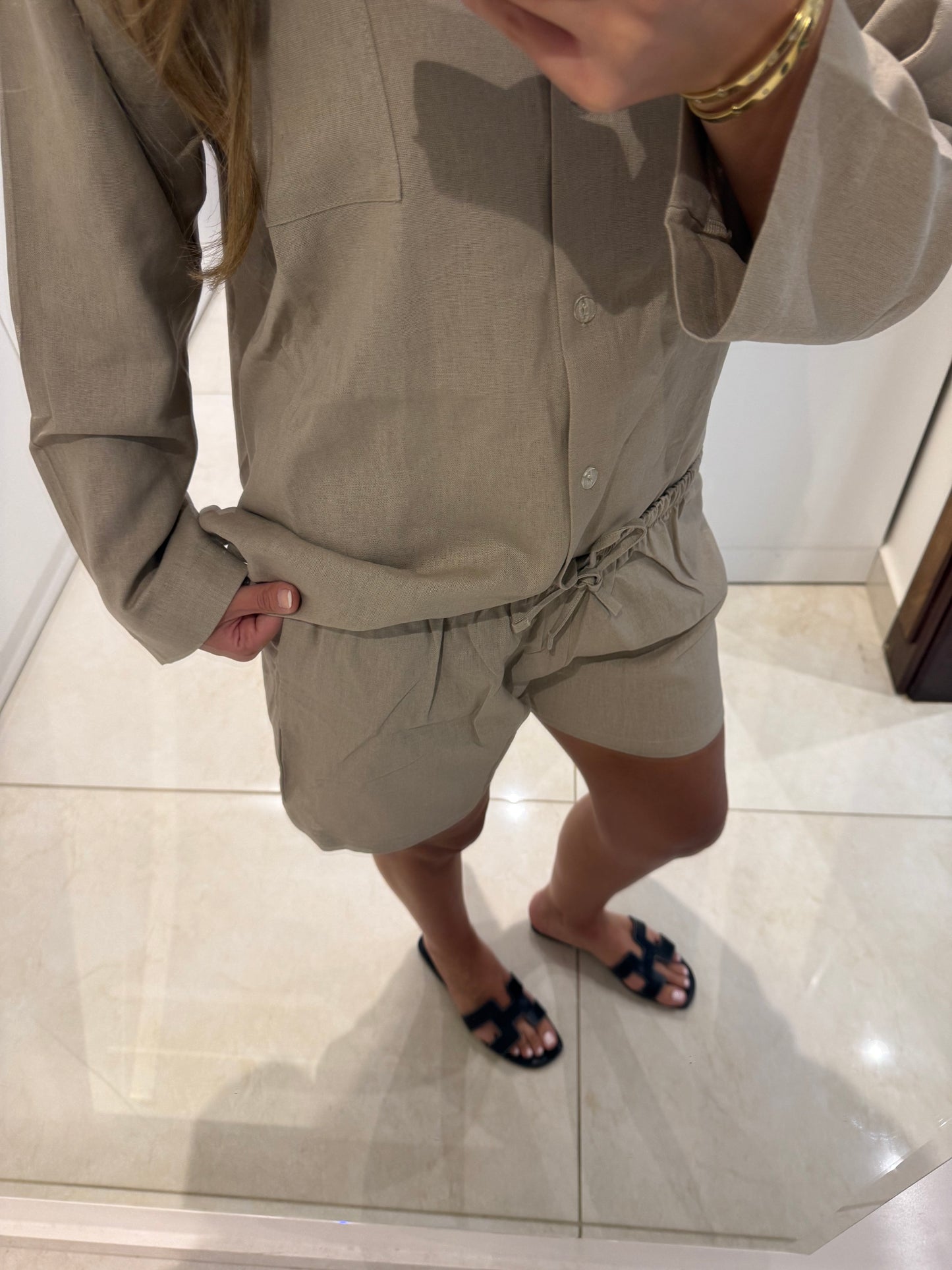 Signature Beige Linen Shorts